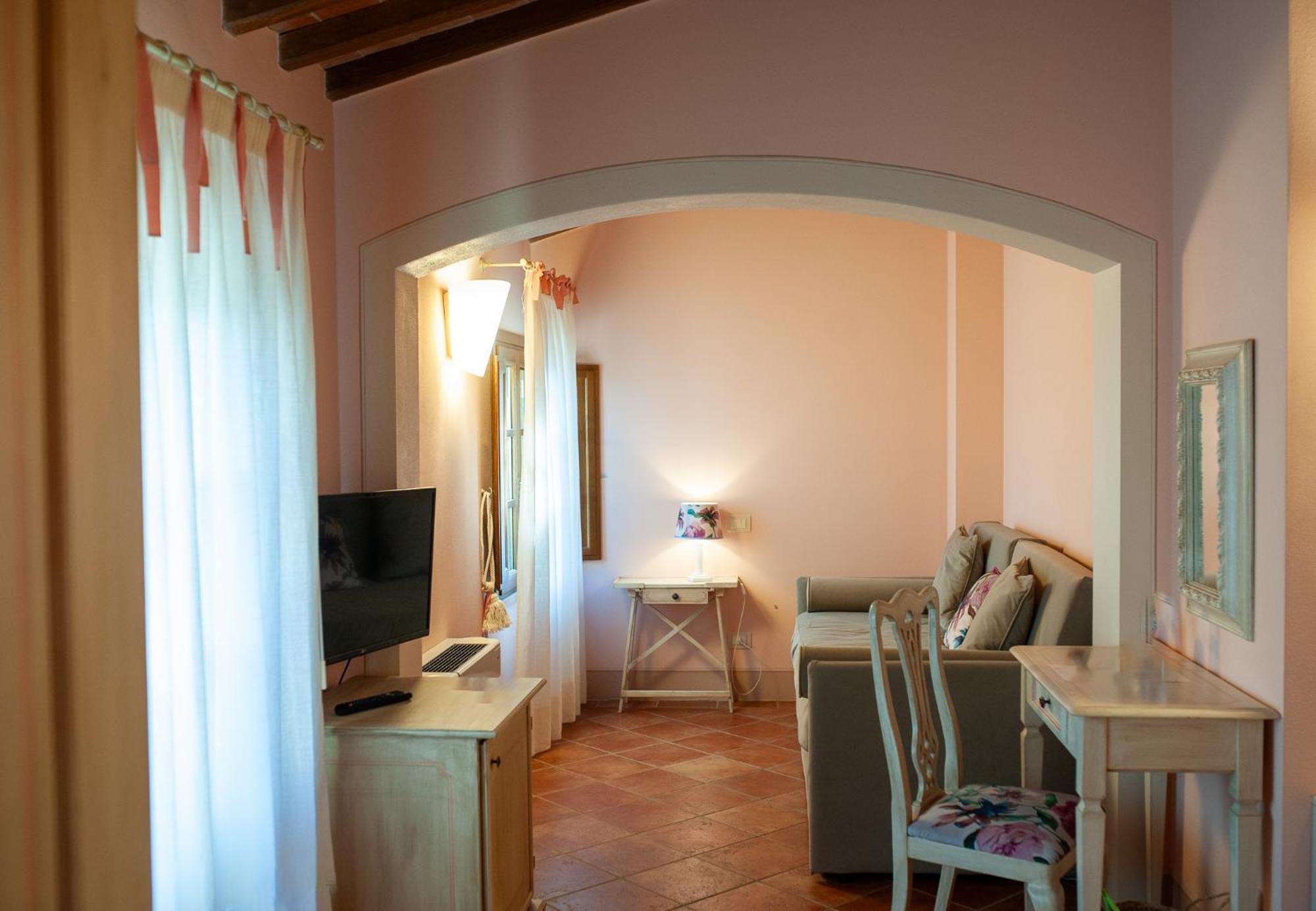 Le Colombaie Country Bed & Breakfast Ponsacco