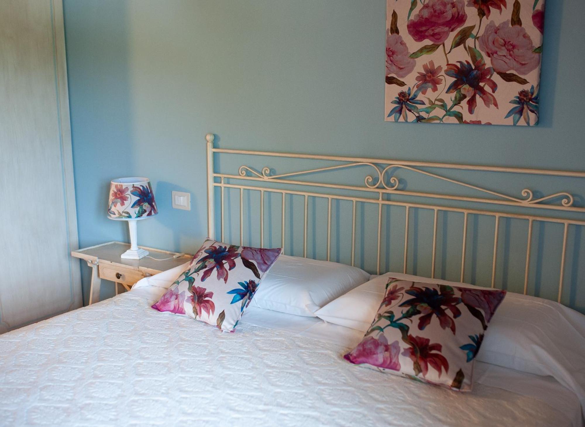 Le Colombaie Country Bed & Breakfast *